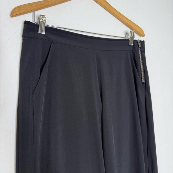 Athleta Gramercy Track Trouser Pants Women’s Size 8 Black Style 376009 - Picture 5 of 6